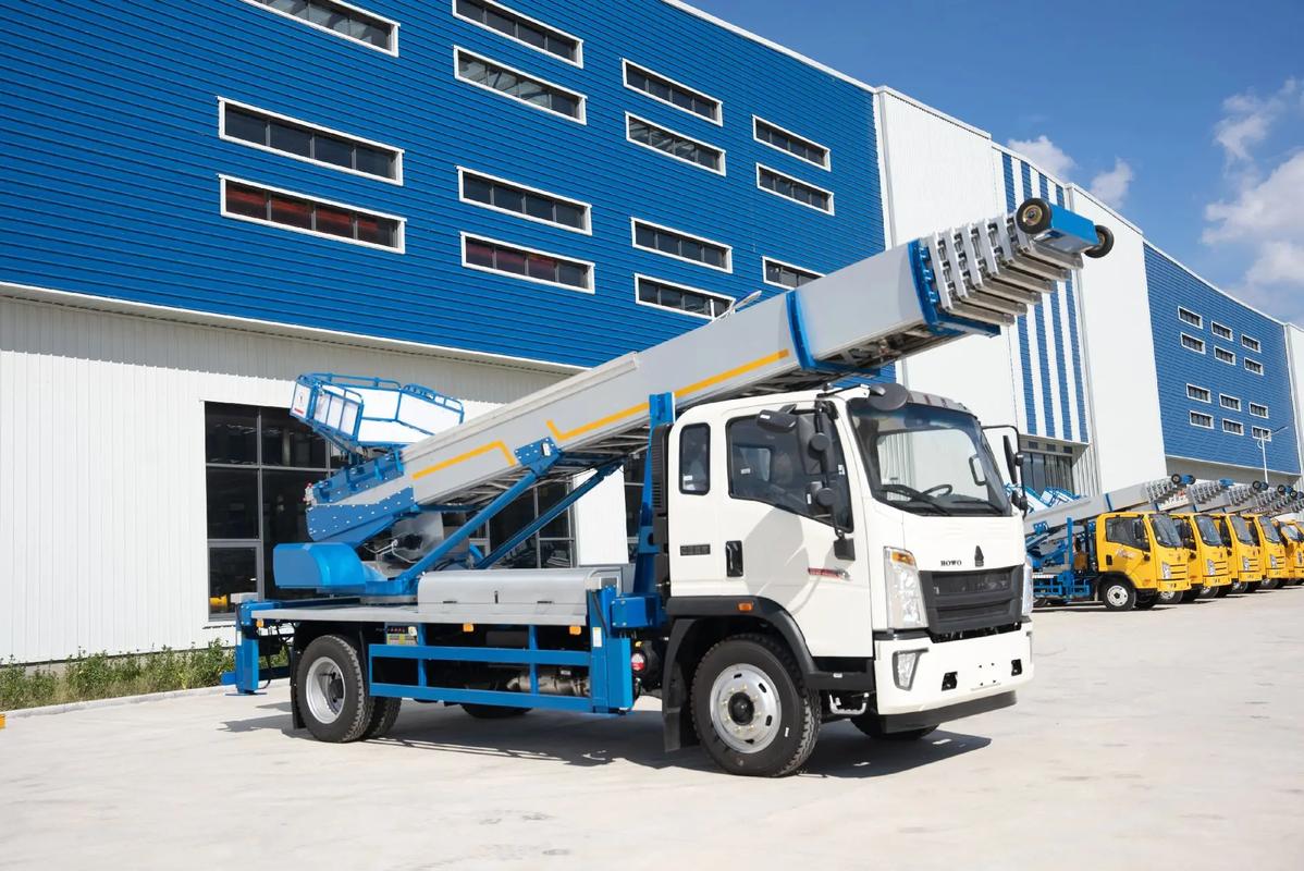 宜昌出租云梯车高空作业车 建筑垃圾搬运